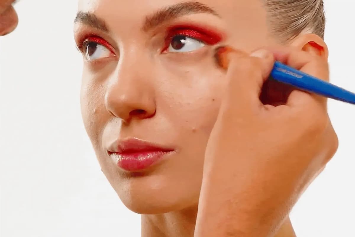 Conceal Like a Pro—Your New Favorite Brush