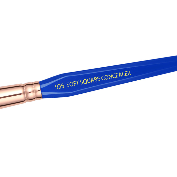 Golden Triangle 935 Soft Square Concealer